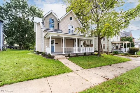 651 E 6th St, Salem, OH 44460 photo 2