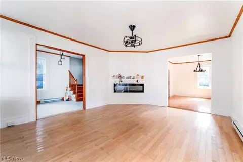 651 E 6th St, Salem, OH 44460 photo 10