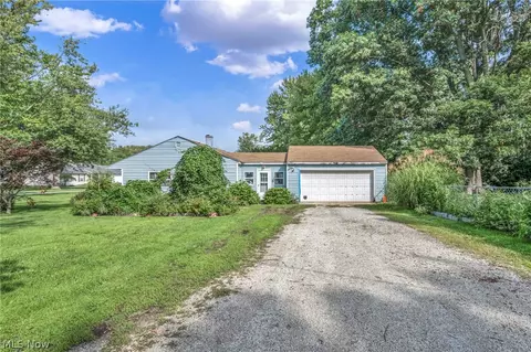 Exterior - 1781 Perth Rd, Madison, OH 44057 photo 7 of 15