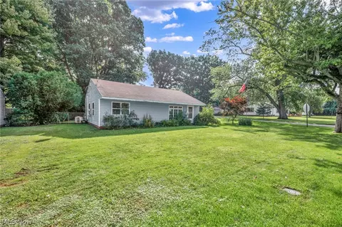 Exterior - 1781 Perth Rd, Madison, OH 44057 photo 3 of 15