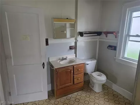 Bath - 5663 N Ridge W, Saybrook, OH 44004 photo 1 of 2