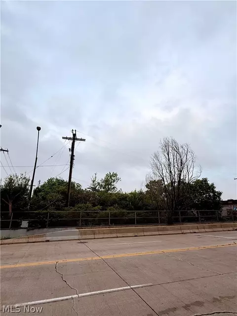 W 25th Street, Cleveland, OH 44113