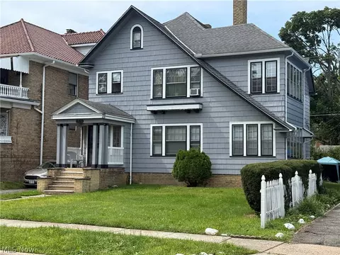 1574 Glenmont Rd, East Cleveland, OH 44118