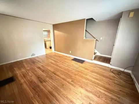 Living - 3950 Gary Ave, Lorain, OH 44055 photo 2 of 4