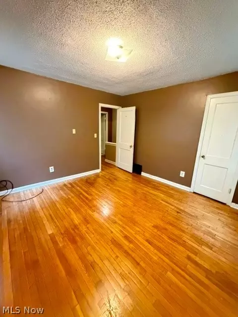Bedroom - 3950 Gary Ave, Lorain, OH 44055 photo 1 of 3