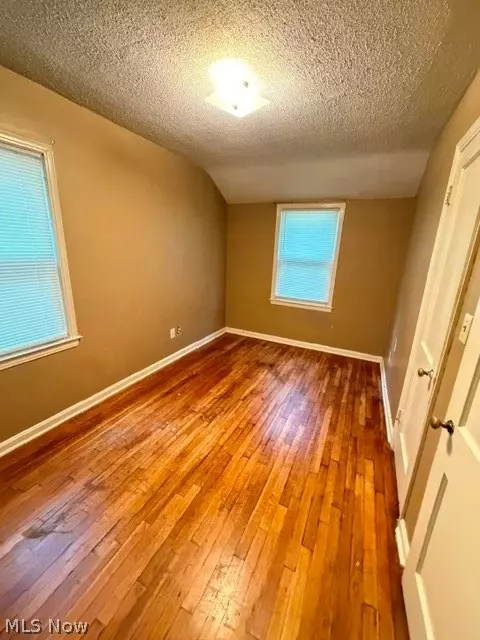 Bedroom - 3950 Gary Ave, Lorain, OH 44055 photo 2 of 3