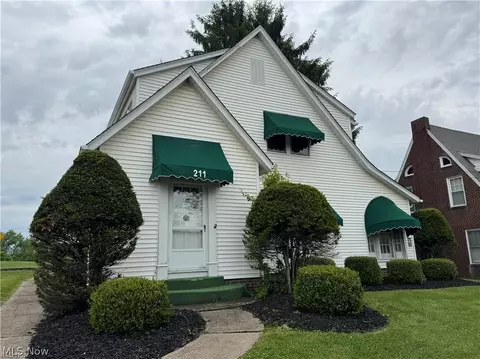 211 E Main St, Saint Clairsville, OH 43950