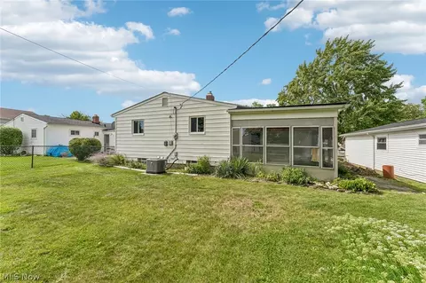 Exterior - 1829 Eldon Dr, Wickliffe, OH 44092 photo 5 of 7