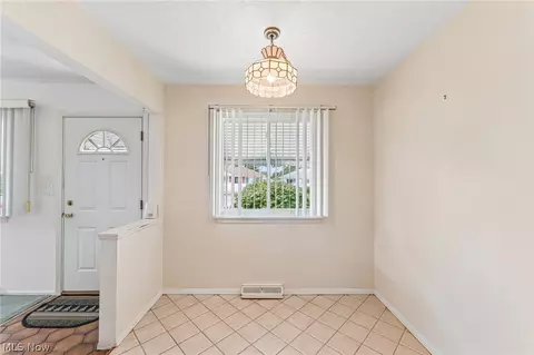 Entry Way - 1829 Eldon Dr, Wickliffe, OH 44092 photo 1 of 1