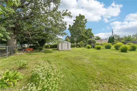Exterior - 1829 Eldon Dr, Wickliffe, OH 44092 photo 6 of 7