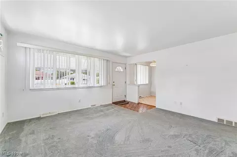 Living - 1829 Eldon Dr, Wickliffe, OH 44092 photo 1 of 4