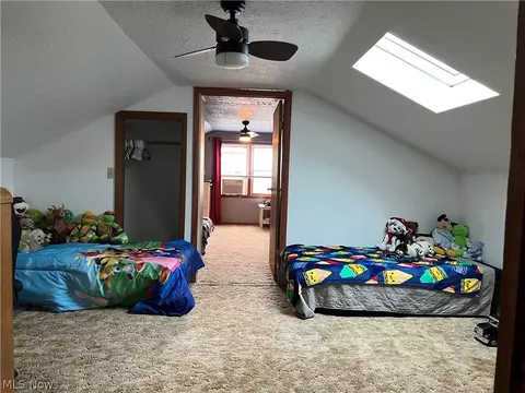 Bedroom - 1701 Maple St, Wickliffe, OH 44092 photo 5 of 11