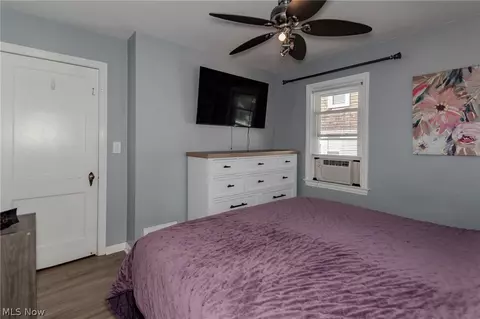 Bedroom - 1701 Maple St, Wickliffe, OH 44092 photo 2 of 11