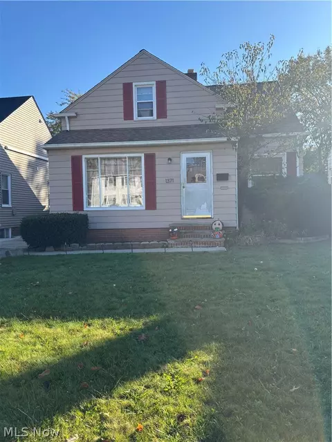 1371 S Green Rd, South Euclid, OH 44121