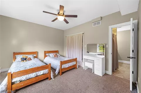 Bedroom - 2976 Greenleaf Rd, Akron, OH 44312 photo 9 of 10