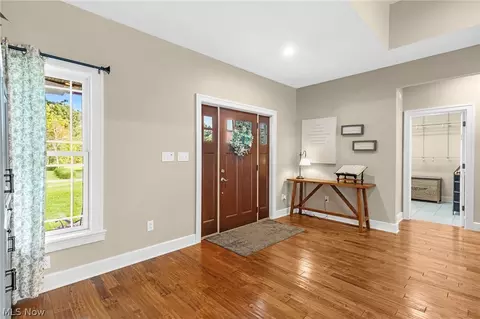 Entry Way - 2976 Greenleaf Rd, Akron, OH 44312 photo 1 of 4