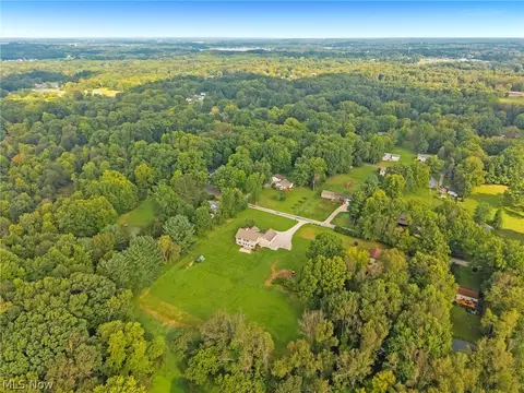 View/Area - 2976 Greenleaf Rd, Akron, OH 44312 photo 2 of 4