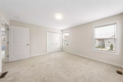 Bedroom - 152 Larimar Dr, Willowick, OH 44095 photo 12 of 14
