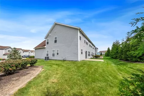 Exterior - 152 Larimar Dr, Willowick, OH 44095 photo 3 of 5