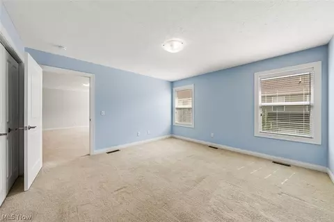 Bedroom - 152 Larimar Dr, Willowick, OH 44095 photo 8 of 14