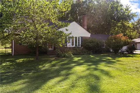 4480 Ammon Rd, Cleveland, OH 44143