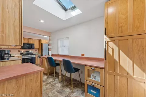 Kitchen - 333 High St, Berea, OH 44017 photo 1 of 4