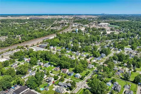 View/Area - 333 High St, Berea, OH 44017 photo 10 of 11