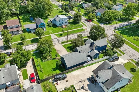 View/Area - 333 High St, Berea, OH 44017 photo 8 of 11