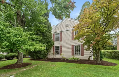 18219 Van Aken Blvd, Shaker Heights, OH 44122