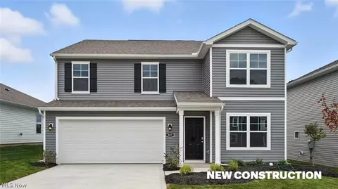 3858 Leasure Farms Dr, Zanesville, OH 43701