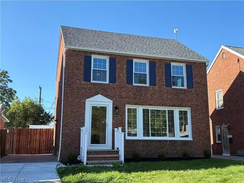 17012 Eldamere Ave, Cleveland, OH 44128