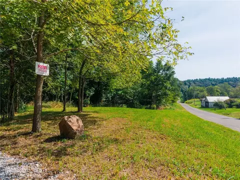 14425 Township Road 467, Lakeville, OH 44638