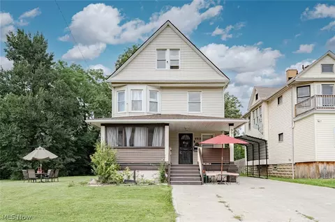 9913 Rosehill Ave, Cleveland, OH 44104