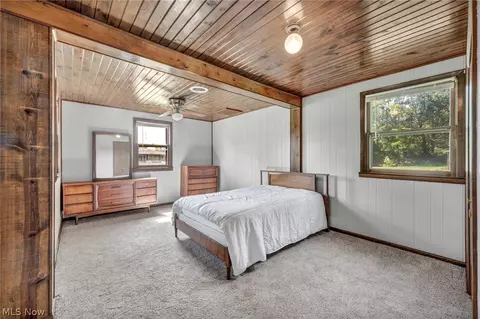 Bedroom - 41878 Cooper Ave, Elyria, OH 44035 photo 5 of 7