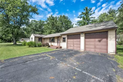 Exterior - 41878 Cooper Ave, Elyria, OH 44035 photo 3 of 14