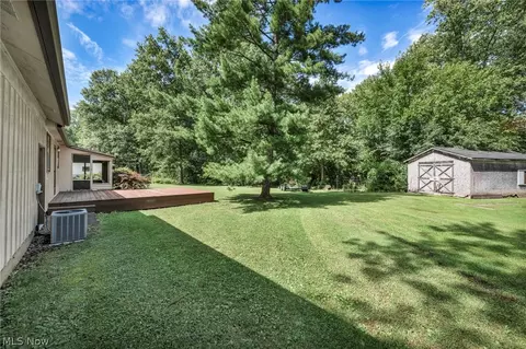 Exterior - 41878 Cooper Ave, Elyria, OH 44035 photo 11 of 14