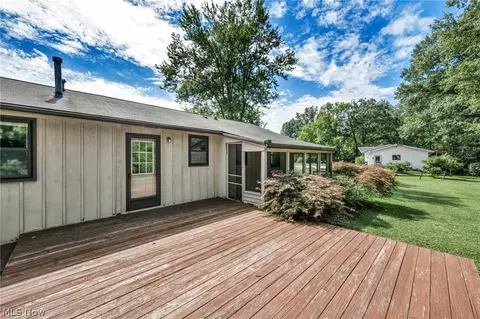 Exterior - 41878 Cooper Ave, Elyria, OH 44035 photo 8 of 14