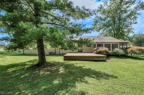 Exterior - 41878 Cooper Ave, Elyria, OH 44035 photo 6 of 14