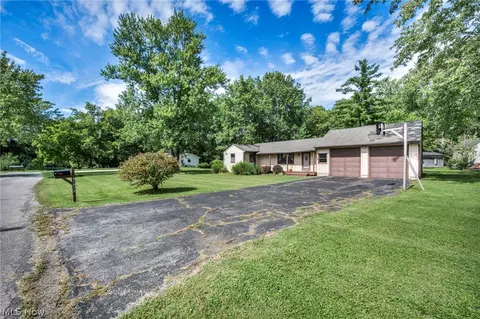 Exterior - 41878 Cooper Ave, Elyria, OH 44035 photo 2 of 14