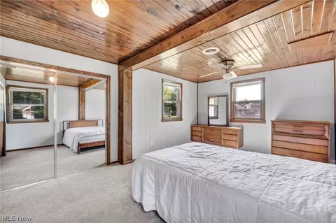 Bedroom - 41878 Cooper Ave, Elyria, OH 44035 photo 6 of 7