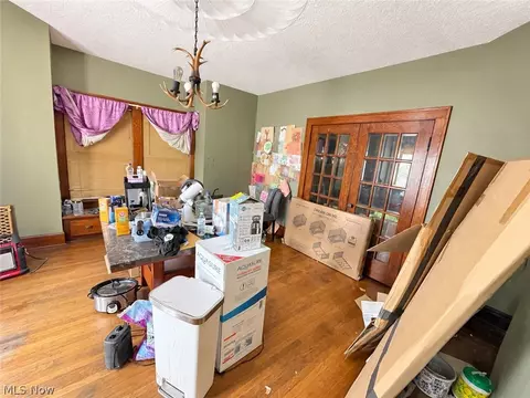 Dining - 3404 Lincoln St E, Canton, OH 44707 photo 1 of 1