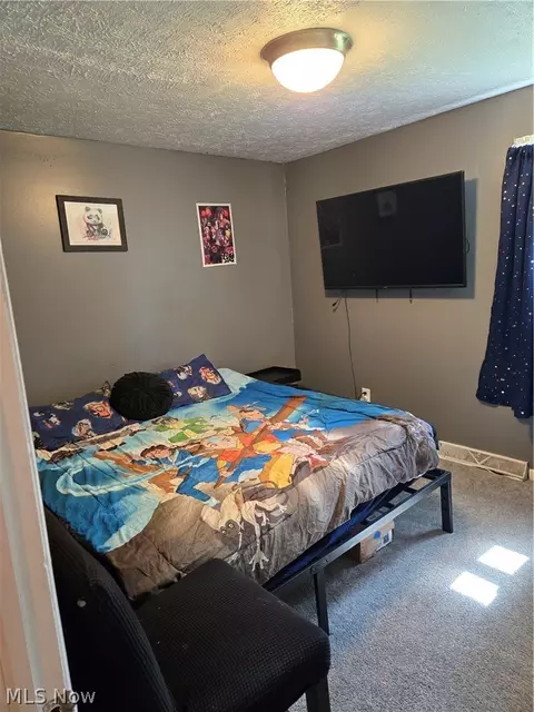 Bedroom - 80 Omar St, Struthers, OH 44471 photo 1 of 6