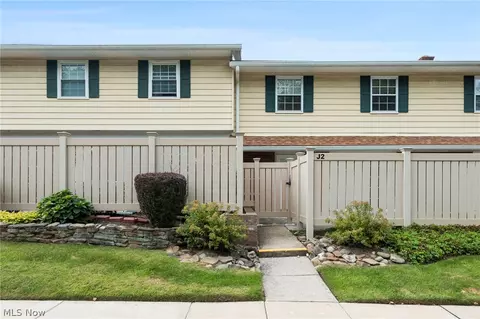 7970 Mentor Ave #J02, Mentor, OH 44060