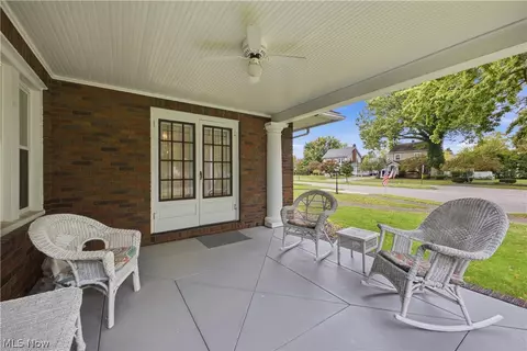 Exterior - 24 Overlook Blvd, Struthers, OH 44471 photo 4 of 5