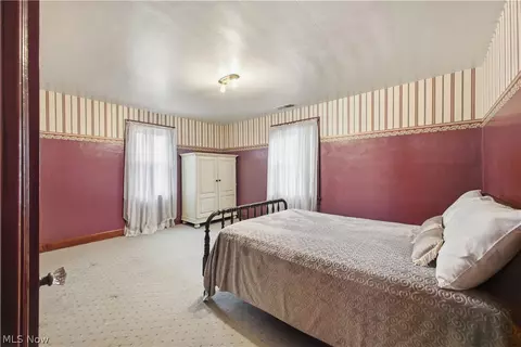 Bedroom - 24 Overlook Blvd, Struthers, OH 44471 photo 4 of 7