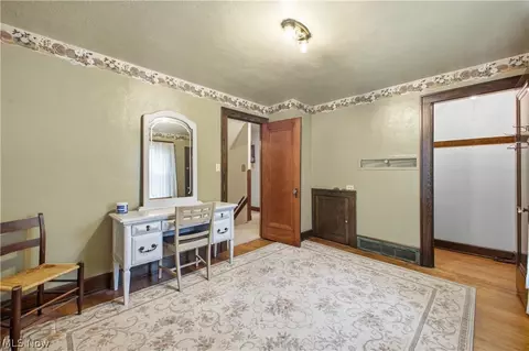 Bedroom - 24 Overlook Blvd, Struthers, OH 44471 photo 5 of 7