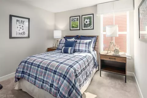 Bedroom - 3286 Sandmill Run, Amherst, OH 44001 photo 3 of 4