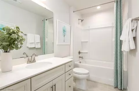 Bath - 3286 Sandmill Run, Amherst, OH 44001 photo 2 of 2