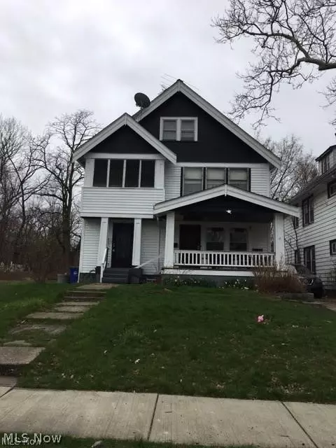1882 Colonnade Rd, Cleveland, OH 44112