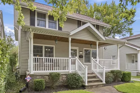 512 7th St, Fairport Harbor, OH 44077
